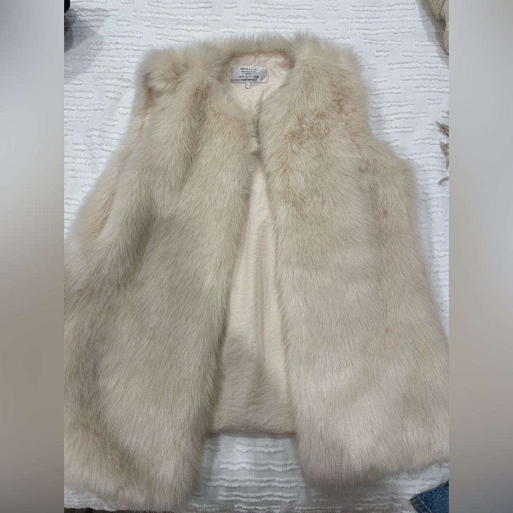 Zara faux fur vest